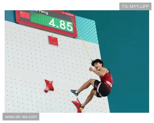 北京攀岩队的训练节奏与攀岩热点的深度解析与展望 北京攀岩队的训练节奏与攀岩热点的深度解析与展望