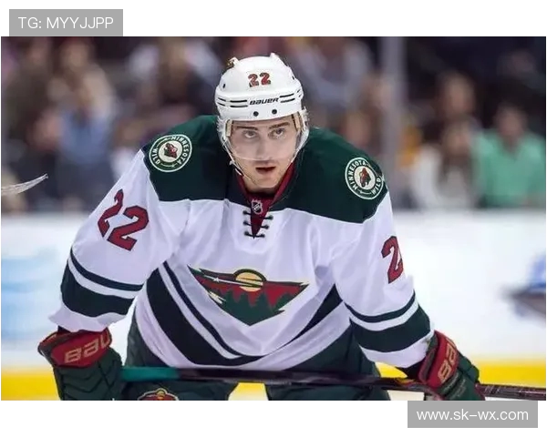 广州飞盘队耐力争议引发热议球员表现与训练方法成焦点讨论 广州飞盘队耐力争议引发热议球员表现与训练方法成焦点讨论