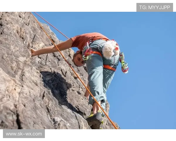 杭州攀岩队荣登全国攀岩技术排行榜第三名展现实力与风采 杭州攀岩队荣登全国攀岩技术排行榜第三名展现实力与风采