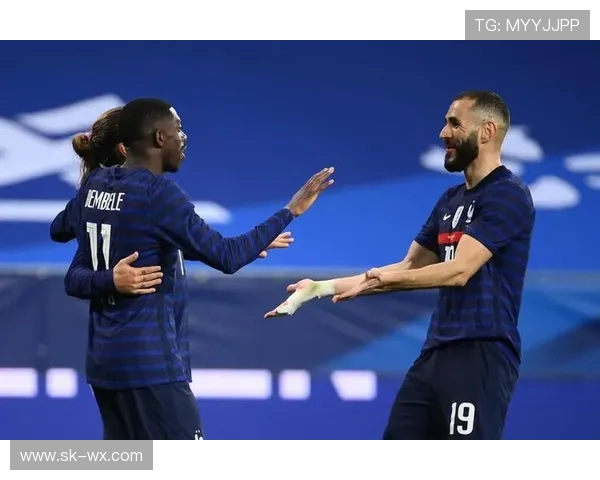 亨克与贝弗伦激战正酣谁能在这场对决中笑到最后