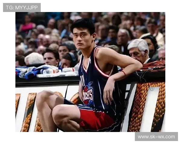 姚明在NBA的巅峰对决与美国中锋的较量与传奇故事 姚明在NBA的巅峰对决与美国中锋的较量与传奇故事