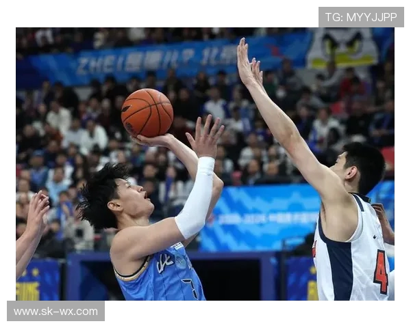 浙江潮州迎战北京首钢期待精彩对决两队实力较量引发球迷热情关注