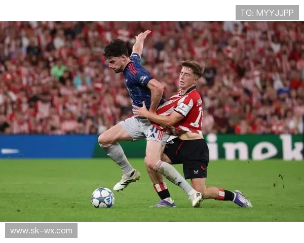 阿普尔与毕尔巴鄂的激烈对决揭示西甲新格局与球队未来发展潜力 阿普尔与毕尔巴鄂的激烈对决揭示西甲新格局与球队未来发展潜力