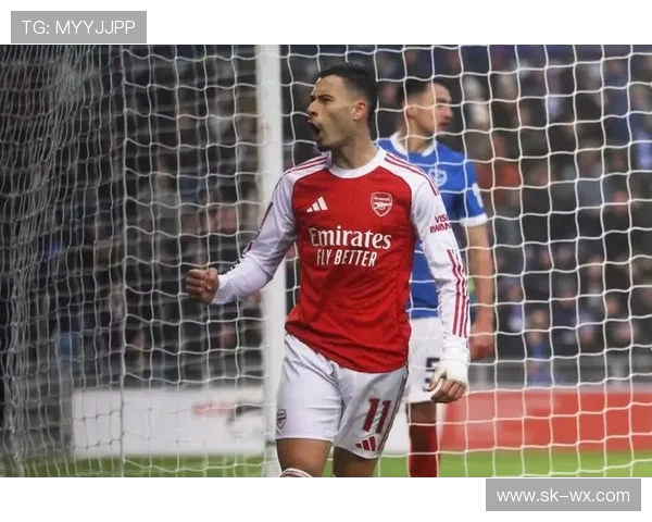 马丁内利的崛起之路：从青涩小将到足坛新星的传奇旅程